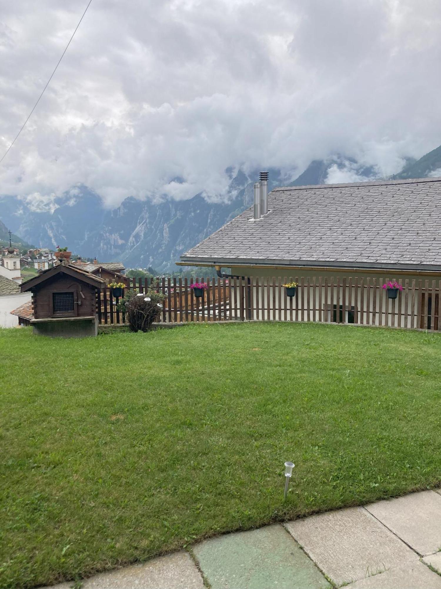 Haus Dorfblick Apartment Grächen Екстериор снимка